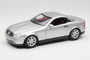 Mercedes SLK R170 Roadster Silver Maisto 1:18 31674 Diecast