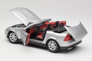 Mercedes SLK R170 Roadster Silver Maisto 1:18 31674 Diecast — photo 7 of 9