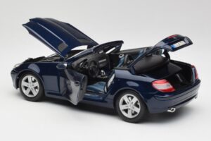 Mercedes SLK R171 Blue Maisto 1:18 B66962190 Diecast — photo 5 of 8