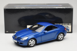 Mercedes SLK R171 Blue Metallic Minichamps 1:18 100033131 Diecast — photo 11 of 11