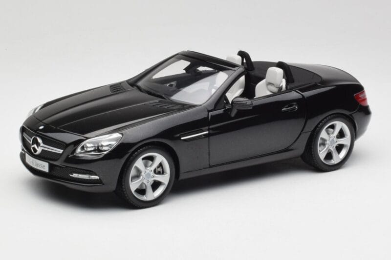 Mercedes SLK R172 Magnetite Black Minichamps 1:18 B66960514 Diecast
