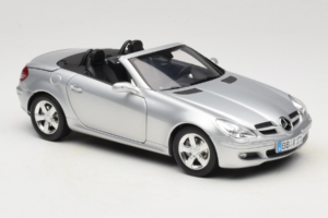 Mercedes SLK R171 Silver Minichamps 1:18 B66962318 Diecast — photo 7 of 9