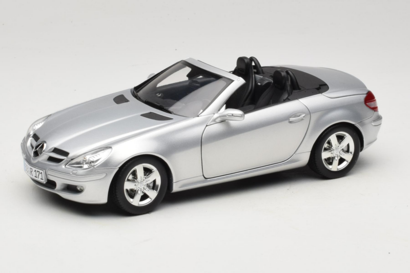 Mercedes SLK R171 Silver Minichamps 1:18 B66962318 Diecast