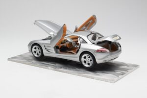 Mercedes SLR Vision Silver Limited Edition With Aluminium Base Bburago 1:18 B66962102 Diecast — photo 5 of 8