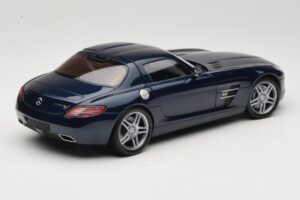 Mercedes SLS AMG C197 Blue Metallic Minichamps 1:18 100039021 Diecast — photo 3 of 8