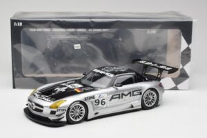 Mercedes AMG SLS C197 GT3 Team AMG China #96 M. Hakkinen / C. Cheng Zhuhai 6th 2011 Minichamps 1:18 151113196 Diecast — photo 6 of 6