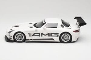Mercedes AMG SLS C197 GT3 Street White Minichamps 1:18 151123107 Diecast — photo 3 of 6