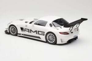 Mercedes AMG SLS C197 GT3 Street White Minichamps 1:18 151123107 Diecast — photo 5 of 6