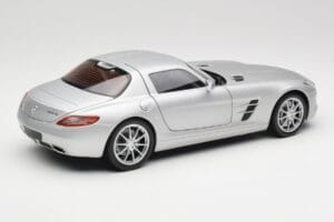 Mercedes SLS AMG C197 Iridium Silver Minichamps 1:18 100039026 Diecast — photo 3 of 8