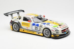 Mercedes SLS AMG GT3 #21 Rowe Racing Arnold / Roloff / Seyffarth / Jäger ADAC 24 Hours Nürburgring 2013 Minichamps 1:18 15113 — photo 4 of 6