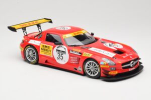Mercedes SLS AMG GT3 #35 T. Heyer / T. Jager 24 Hours of Spa 2011 Minichamps 1:18 B66960196 Diecast — photo 4 of 6