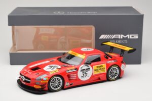 Mercedes SLS AMG GT3 #35 T. Heyer / T. Jager 24 Hours of Spa 2011 Minichamps 1:18 B66960196 Diecast — photo 6 of 6