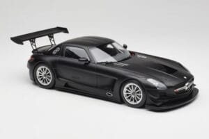 Mercedes SLS AMG GT3 C197 Street Matt Black Minichamps 1:18 151113101 Diecast — photo 4 of 6