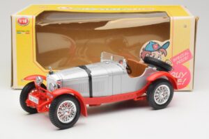 Mercedes SSK Silver & Red Bburago 1:18 3009-M2 Diecast — photo 6 of 6