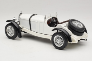Mercedes SSK White Bburago 1:18 3009-P3 Diecast — photo 5 of 6