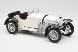 Mercedes SSKL White Bburago 1:18 3002 Diecast — photo 6 of 8