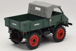 Mercedes Unimog 401 Green Schuco 1:18 00135 Diecast — photo 3 of 8