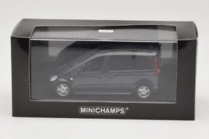 Mercedes Vaneo Dark Blue Minichamps 1:43 400031200 Diecast — photo 4 of 4