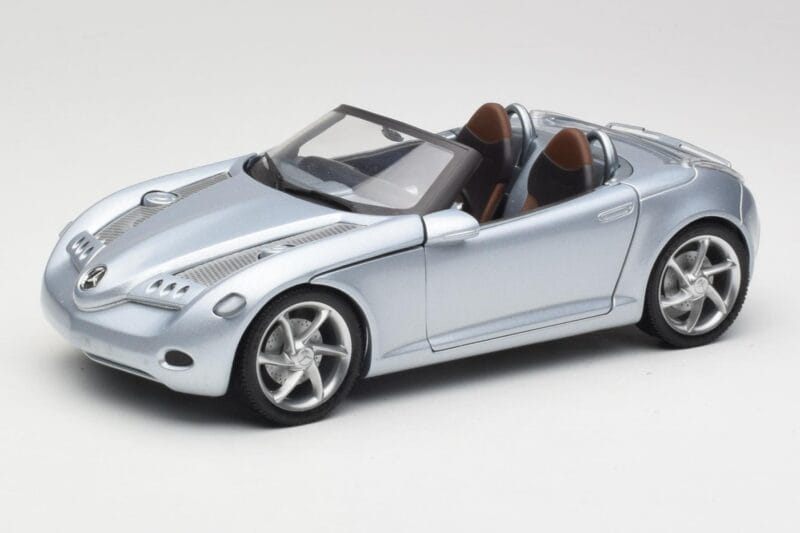 Mercedes Vision SLA Silver Gate 1:18 B66962114 Diecast