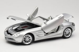 Mercedes Vision SLR Roadster Silver Maisto 1:18 B66962107 Diecast — photo 2 of 8