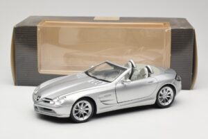 Mercedes Vision SLR Roadster Silver Maisto 1:18 B66962107 Diecast — photo 8 of 8