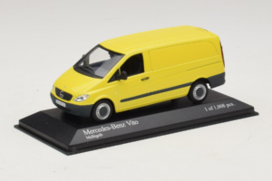 Mercedes Vito Kastenwagen Yellow Minichamps 1:43 400032260 Diecast — photo 2 of 4