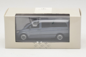 Mercedes Vito W638 Lugano Grey Minichamps 1:43 B67871201 Diecast — photo 4 of 4