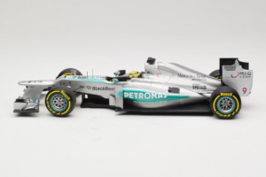 Mercedes W04 #9 N. Rosberg Mercedes AMG Petronas Showcar 2013 Minichamps 1:18 110130079 Diecast — photo 3 of 7