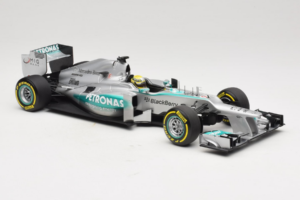 Mercedes W04 #9 N. Rosberg Mercedes AMG Petronas Showcar 2013 Minichamps 1:18 110130079 Diecast — photo 4 of 7