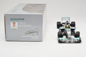 Mercedes W04 #9 N. Rosberg Mercedes AMG Petronas Showcar 2013 Minichamps 1:18 110130079 Diecast — photo 6 of 7