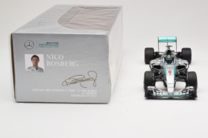 Mercedes W06 #6 N. Rosberg Mercedes AMG Petronas Australian Grand Prix 2015 Minichamps 1:18 110150006 Diecast — photo 6 of 7
