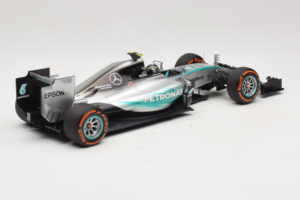 Mercedes W06 #6 N. Rosberg Mercedes AMG Petronas Japanese Grand Prix 2015 Minichamps 1:18 110150206 Diecast — photo 2 of 7