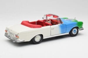 Mercedes 280SE W108 Tricolor Maisto 1:18 56014 Diecast — photo 3 of 8