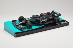 Mercedes W11 #44 L. Hamilton Mercedes AMG Petronas Turkish Grand Prix Winner World Champion 2020 Minichamps 1:18 113201444 Re — photo 2 of 7