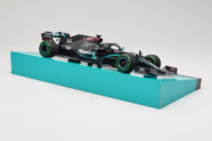 Mercedes W11 #44 L. Hamilton Mercedes AMG Petronas Turkish Grand Prix Winner World Champion 2020 Minichamps 1:18 113201444 Re — photo 4 of 7