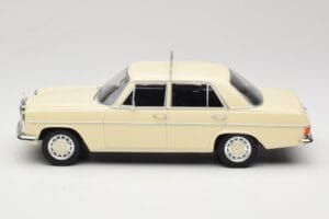 Mercedes W115 Beige Taxi MCG 1:18 MCG18055 Diecast — photo 3 of 6