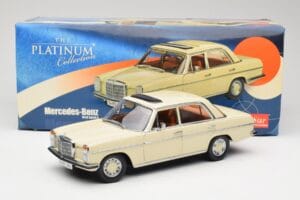 Mercedes W115 Strich 8 Cream Sun Star 1:18 4581 Diecast — photo 8 of 8