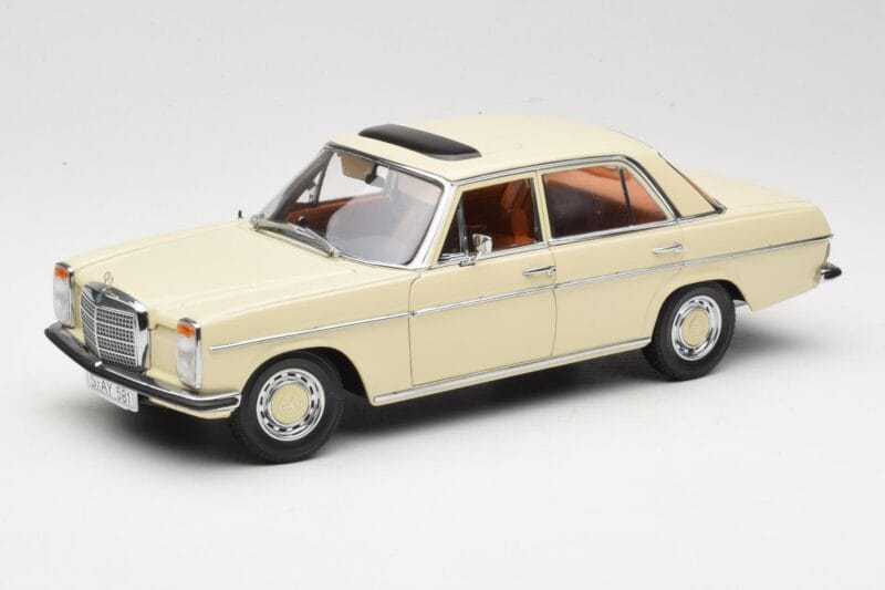 Mercedes W115 Strich 8 Cream Sun Star 1:18 4581 Diecast