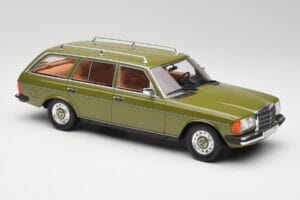 Mercedes W123 200T Cypress Green BoS Models 1:18 BOS008 Diecast — photo 4 of 6