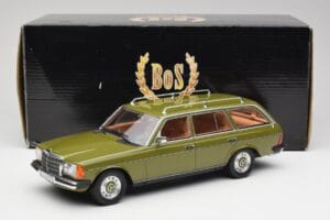Mercedes W123 200T Cypress Green BoS Models 1:18 BOS008 Diecast — photo 6 of 6