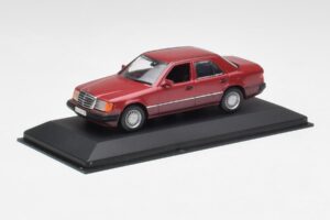 Mercedes 300D W124 Red Minichamps 1:43 3209 Diecast — photo 2 of 4