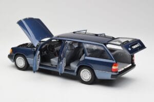 Mercedes 300D W124 T-Modell Nautical Blue Norev 1:18 183962 Diecast — photo 5 of 8