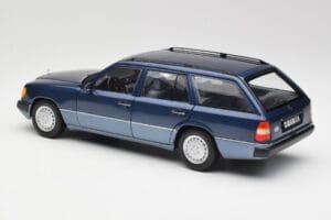 Mercedes 300D W124 T-Modell Nautical Blue Norev 1:18 183962 Diecast — photo 7 of 8