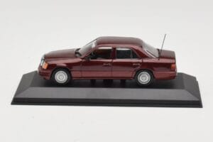 Mercedes W124 Dark Red Metallic Minichamps 1:43 MB002 Diecast