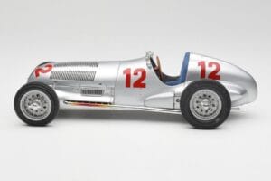 Mercedes W125 #12 R. Caracciola Grand Prix 1937 CMC 1:18 M-052 Diecast — photo 3 of 6