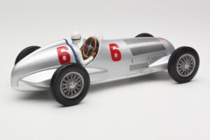 Mercedes W125 #6 Daimler-Benz AG R. Caracciola 2nd Place Eifel Race Nurburgring 1937 Minichamps 1:18 155373106 Diecast — photo 2 of 6