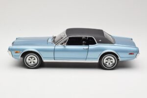 Mercury Cougar XR-7 Blue Sun Star 1:18 1562 Diecast — photo 4 of 8