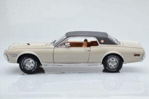 Mercury Cougar XR7-G Fawn Sun Star 1:18 1572 Diecast — photo 4 of 8