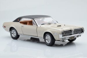 Mercury Cougar XR7-G Fawn Sun Star 1:18 1572 Diecast — photo 6 of 8