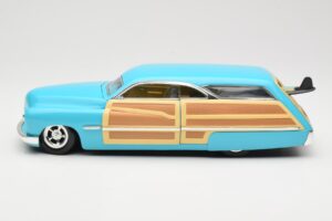Mercury Merc Woodie Blue Hot Wheels 1:18 27806 Diecast — photo 4 of 8